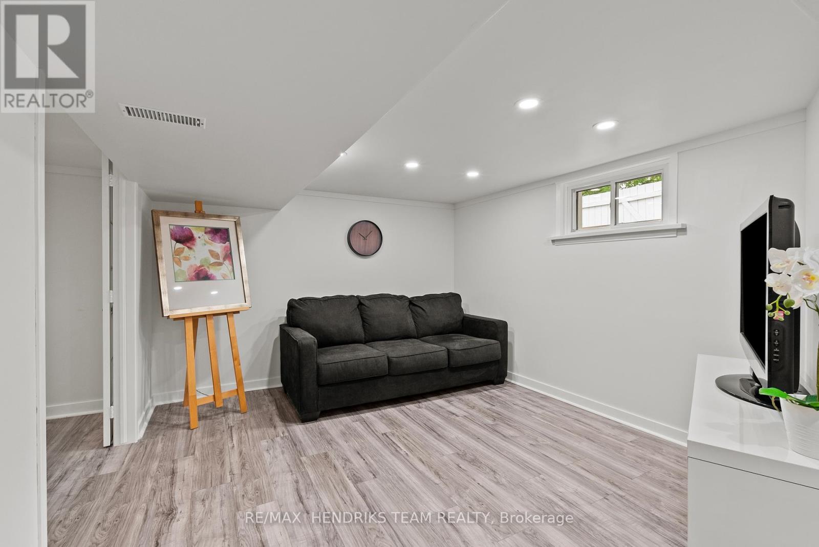 540 NIAGARA STREET - 22