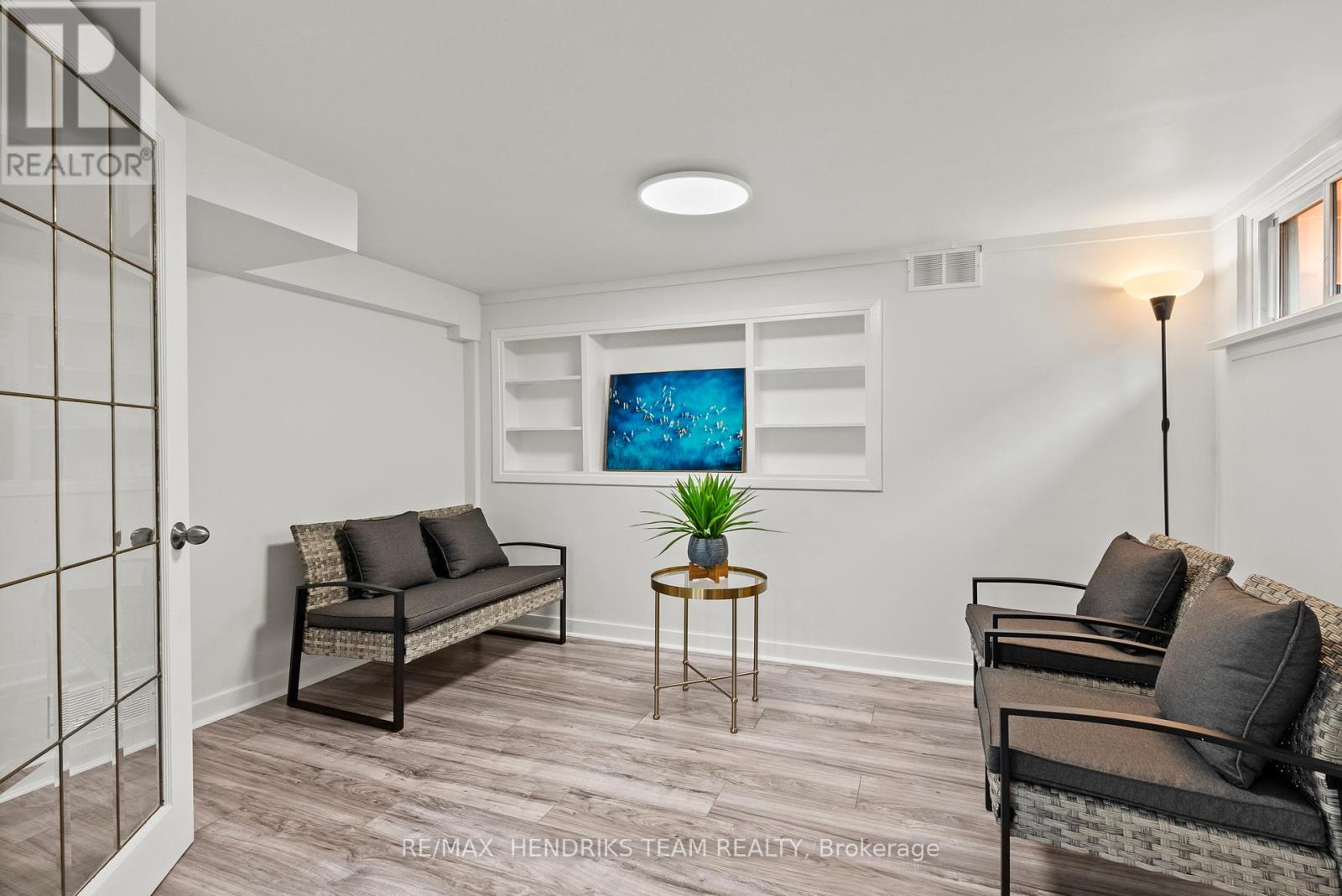 540 NIAGARA STREET - 24