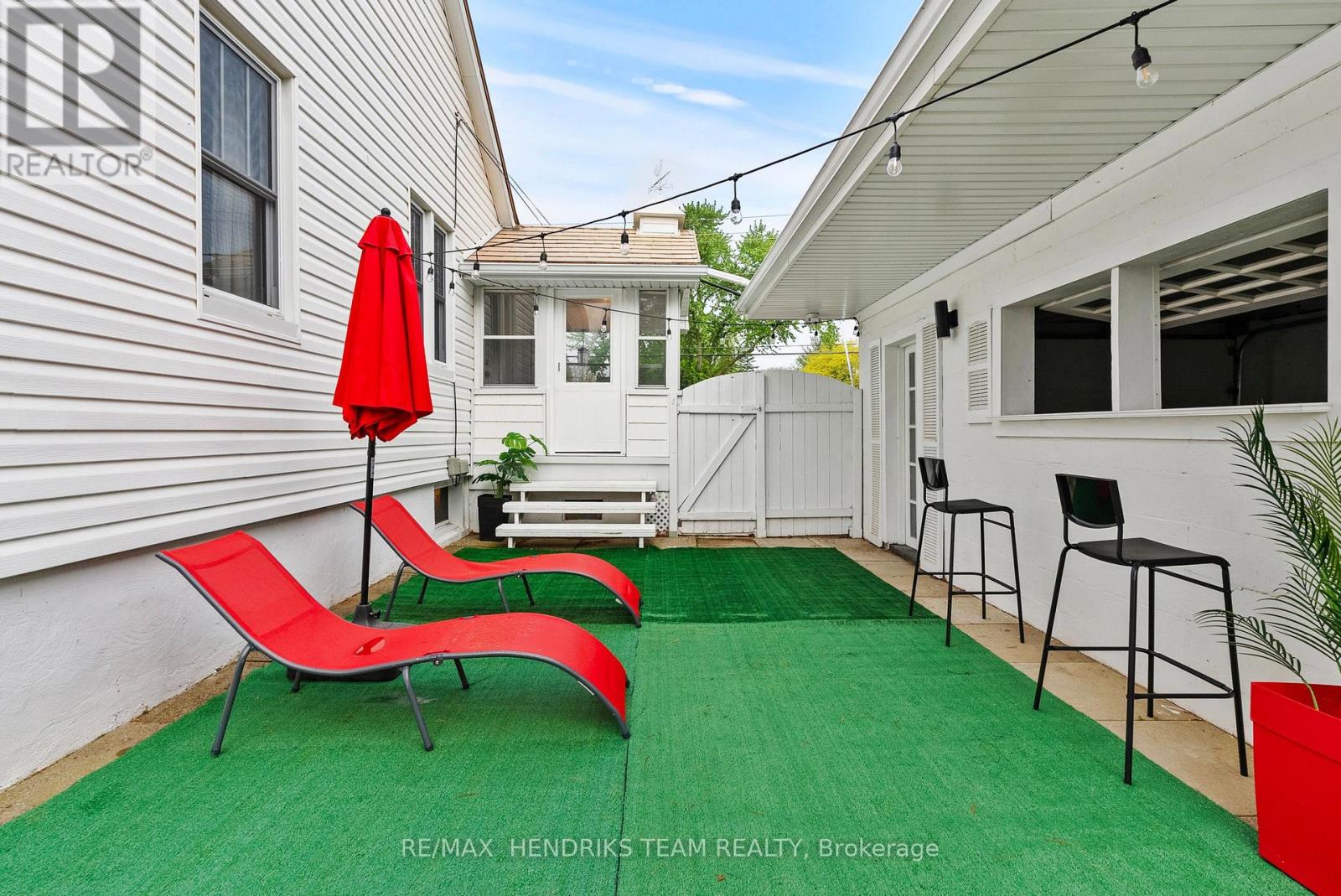 540 NIAGARA STREET - 31