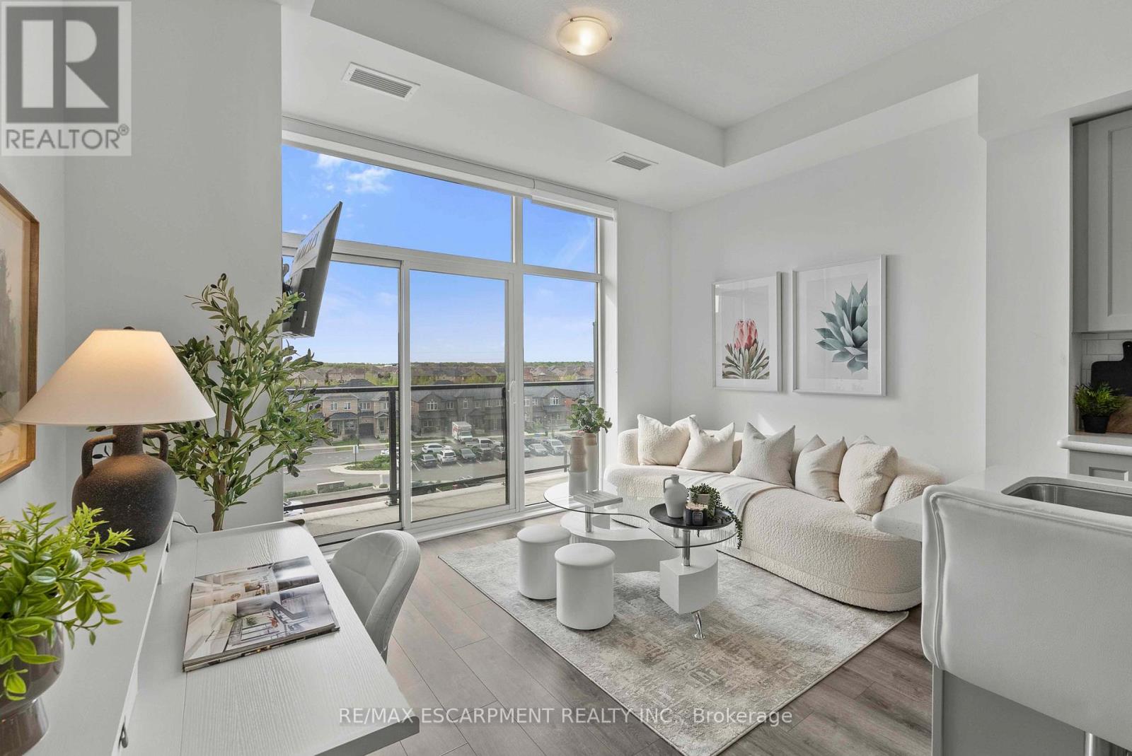 #417 450 DUNDAS STREET E - 14