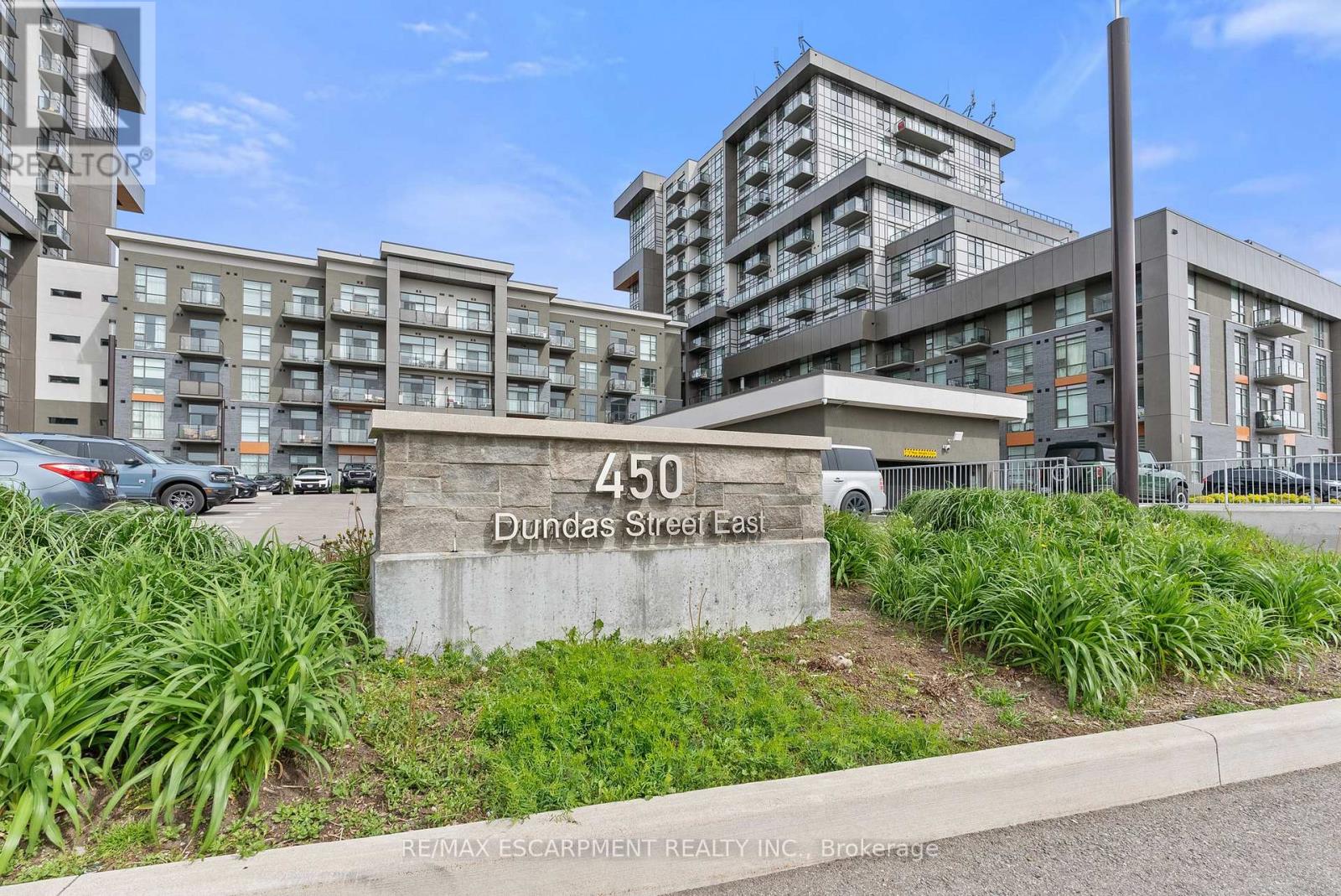 #417 450 DUNDAS STREET E - Image 3