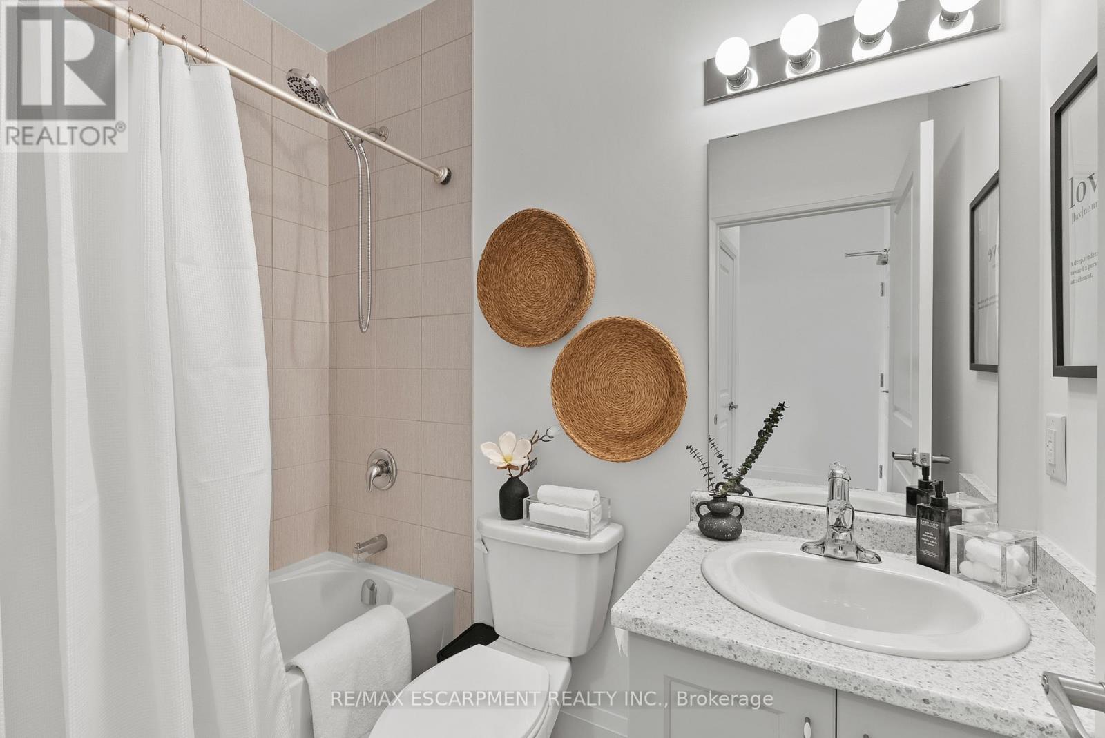 #417 450 DUNDAS STREET E - 7