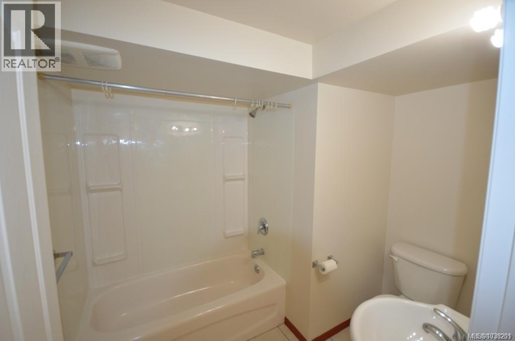 450-452 Craigflower Rd - 11