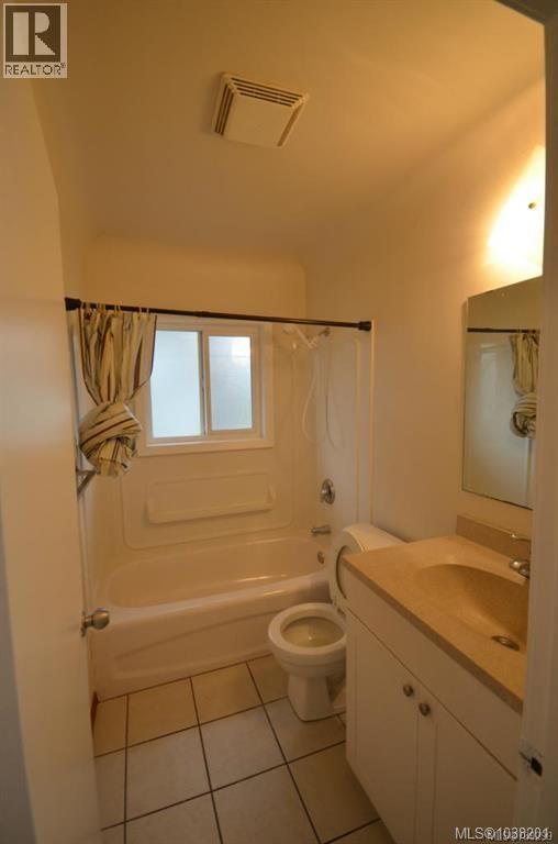 450-452 Craigflower Rd - 4