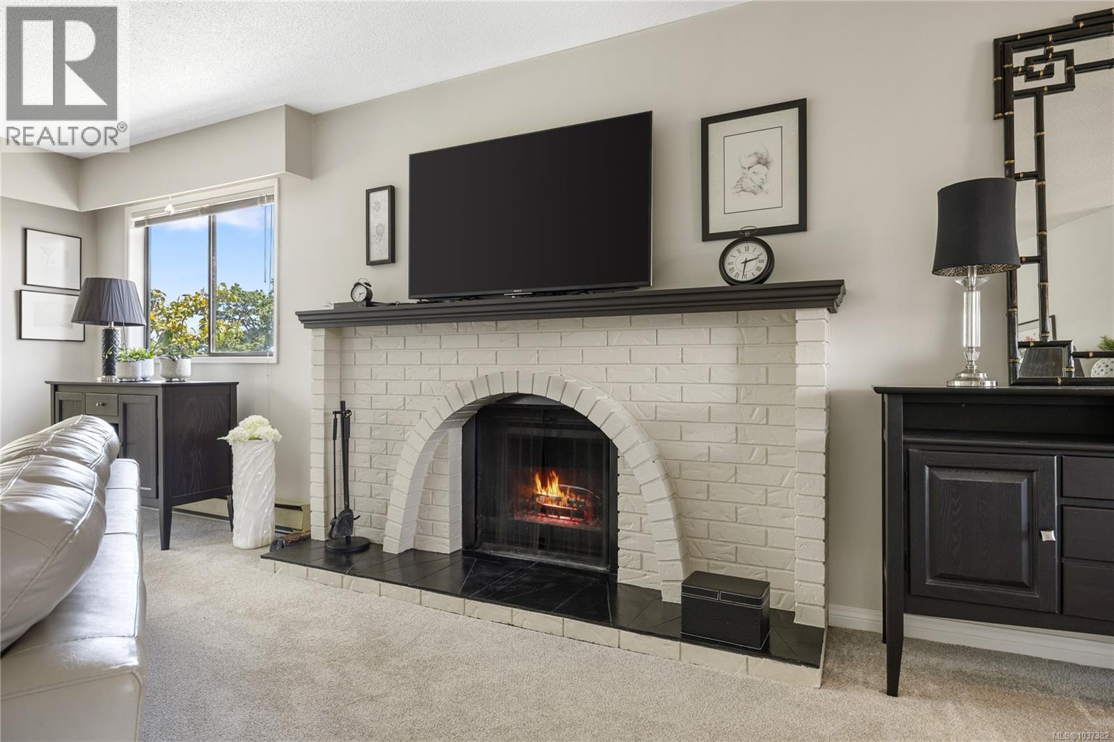 210 3962 Cedar Hill Rd, Saanich