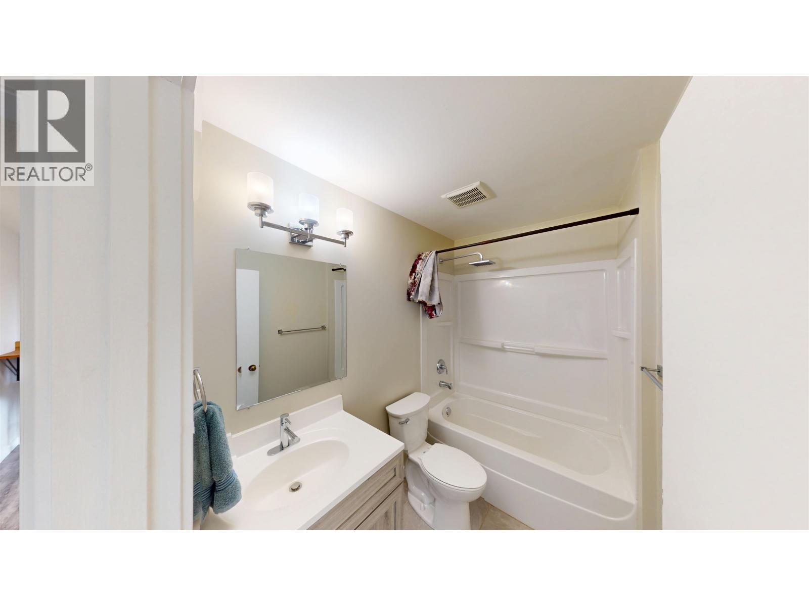 9519 99 AVENUE - 9