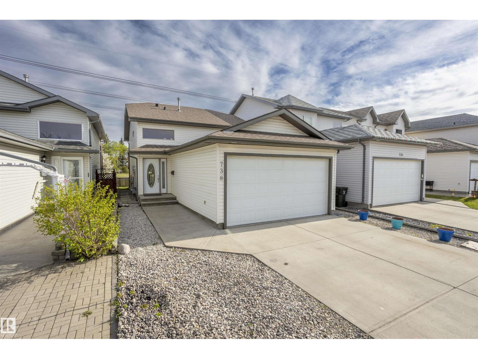 738 KANANASKIS DR — photo 30