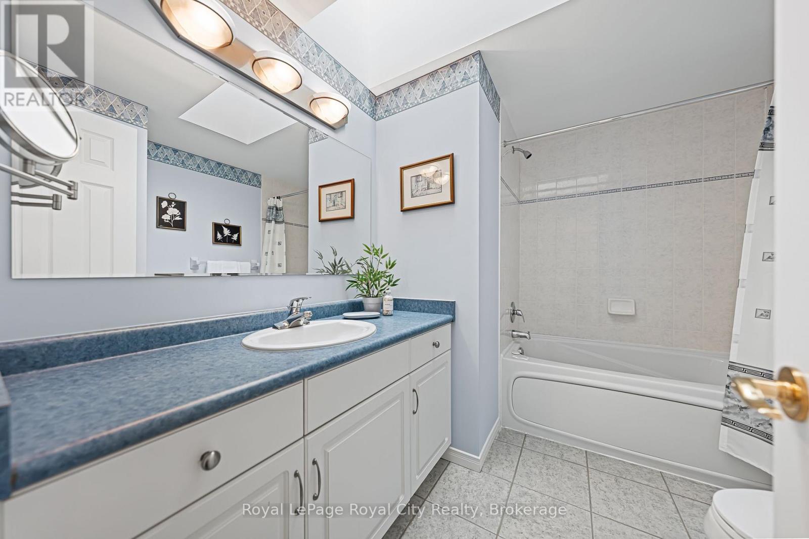 #7 784 GORDON STREET - 13