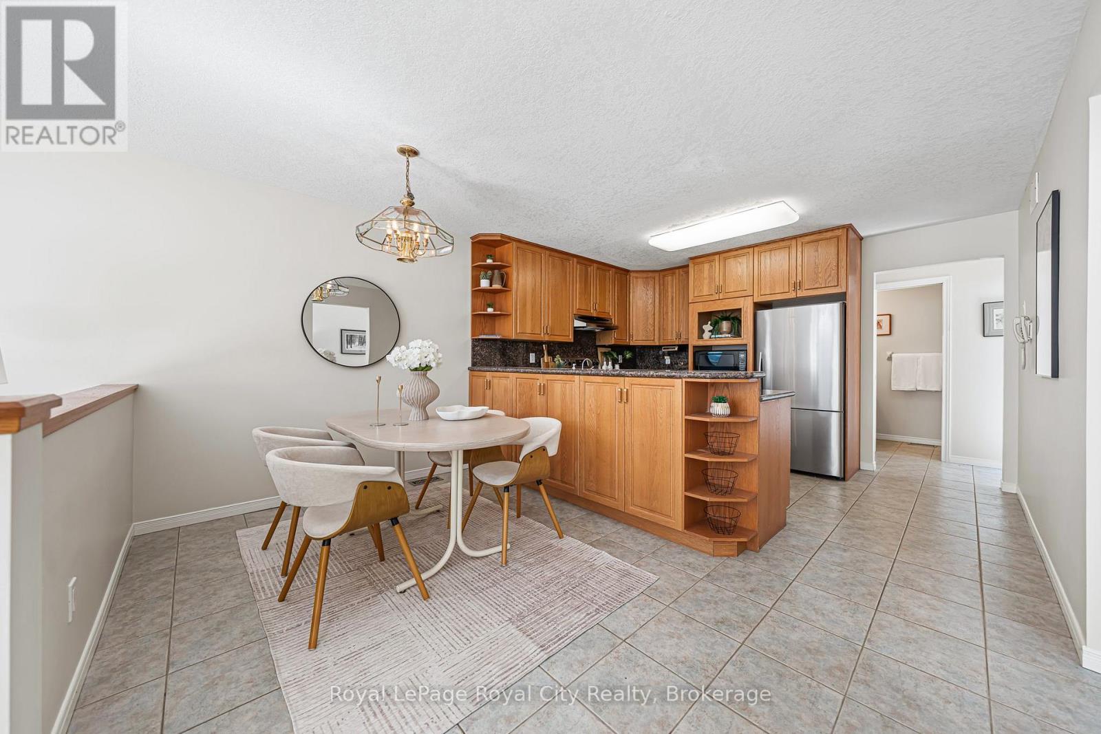 #7 784 GORDON STREET - 9