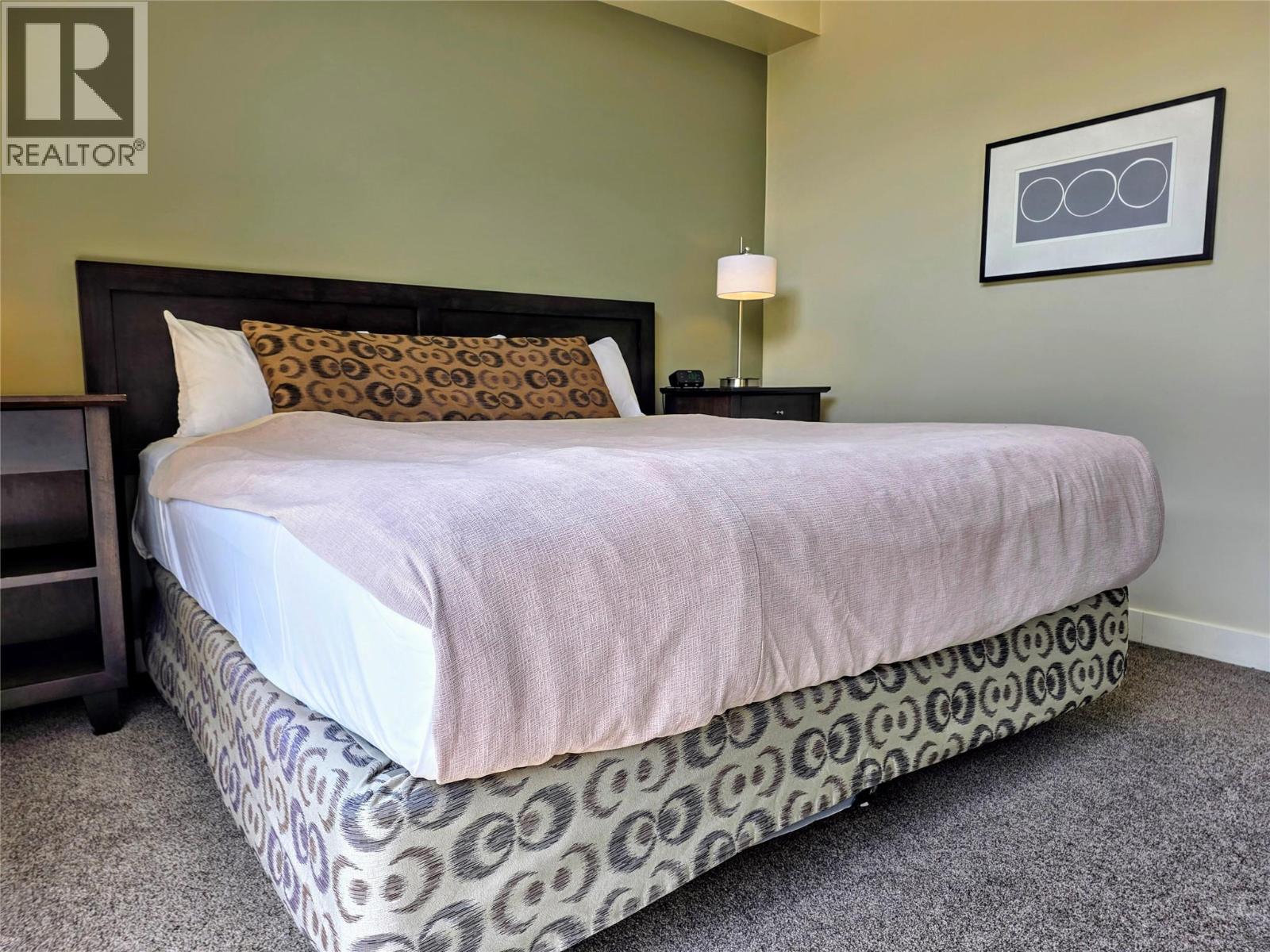 2049 Summit Drive Unit# 225D, Panorama Mountain