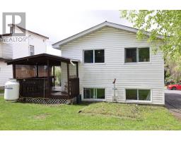 Primary Bedroom - 23 Sabourin Street, North Stormont, ON K0C1W0 Photo 6