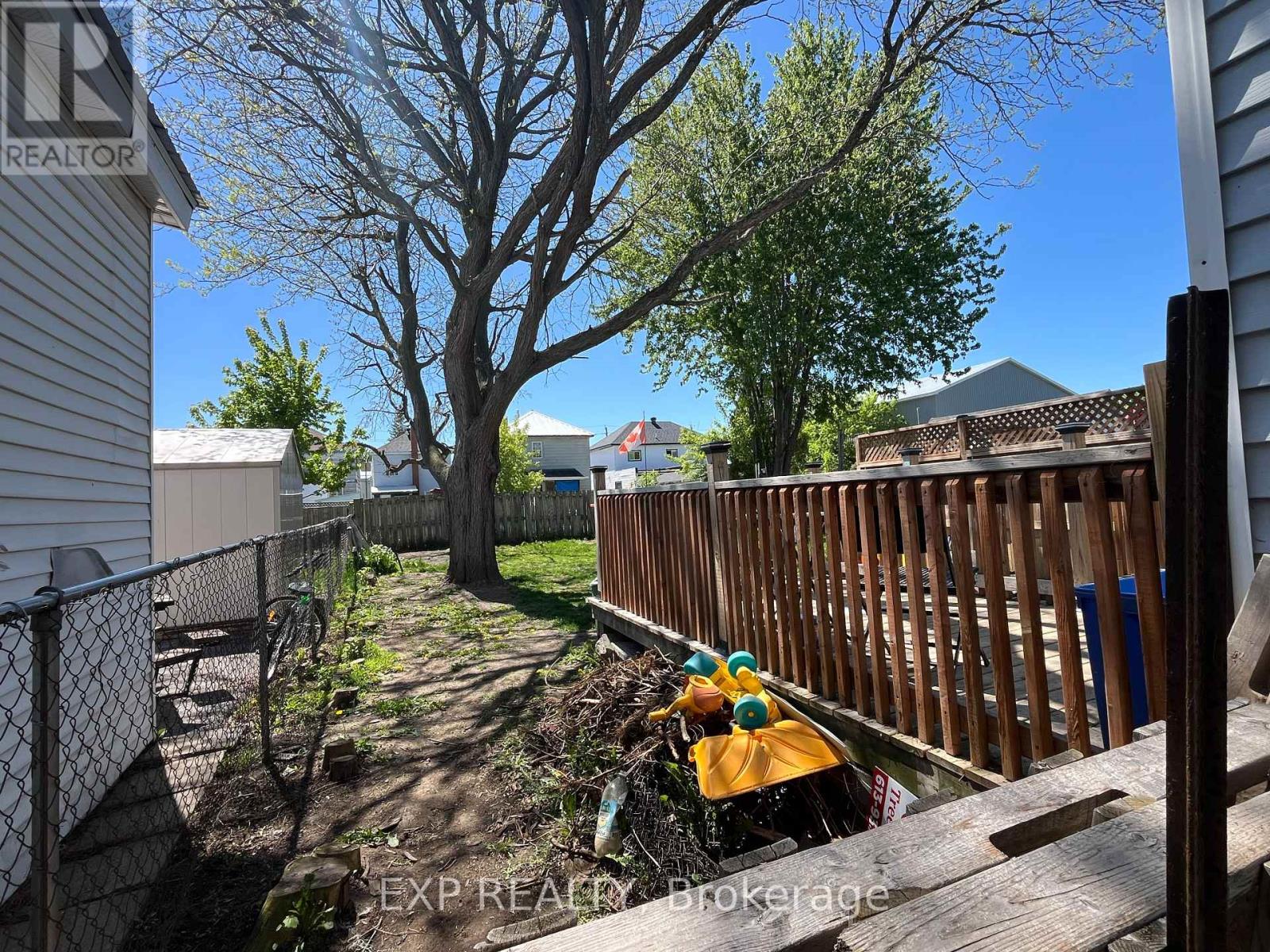 322 GUY STREET - 4