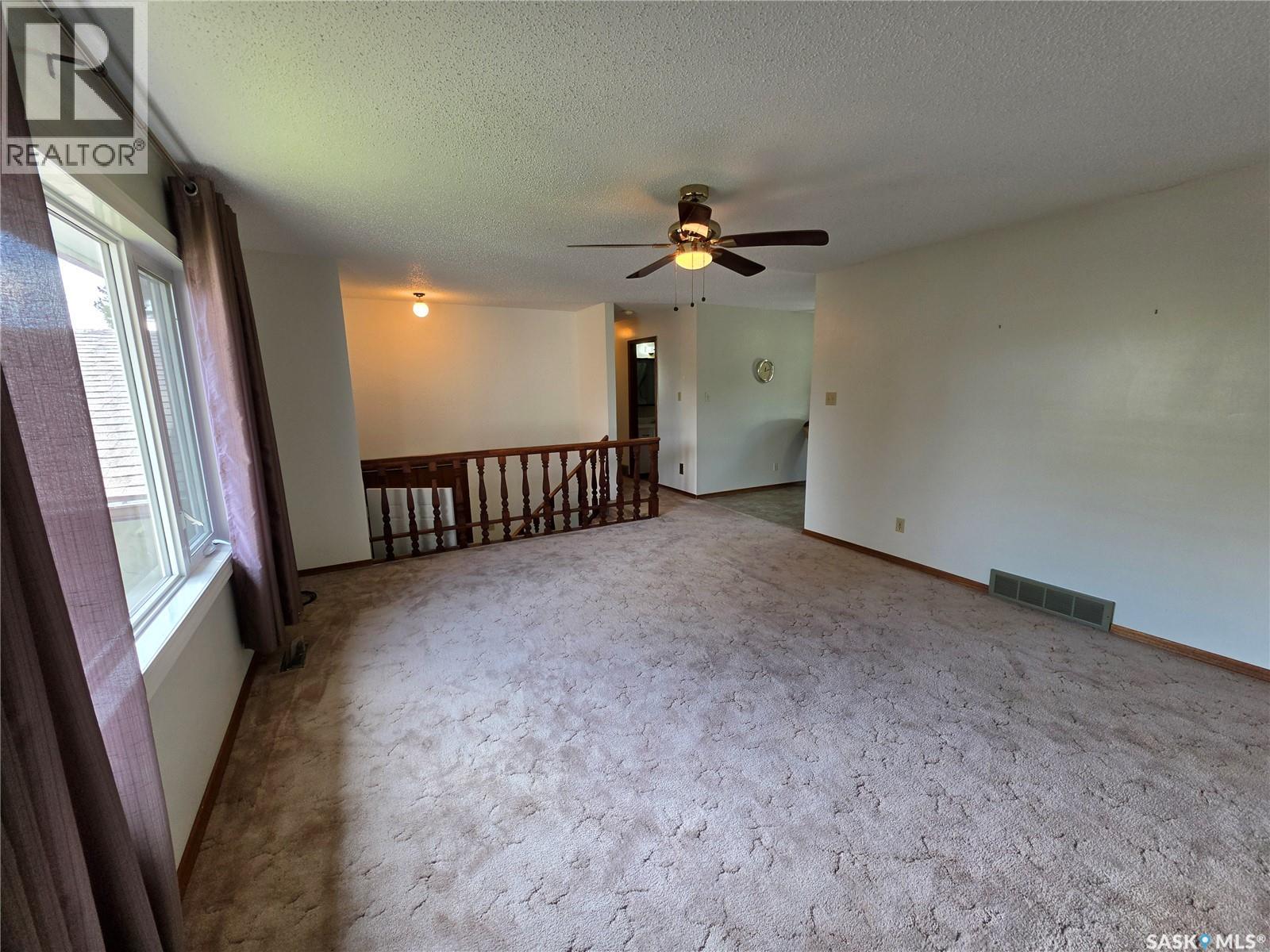 613 2nd STREET W - Image 3