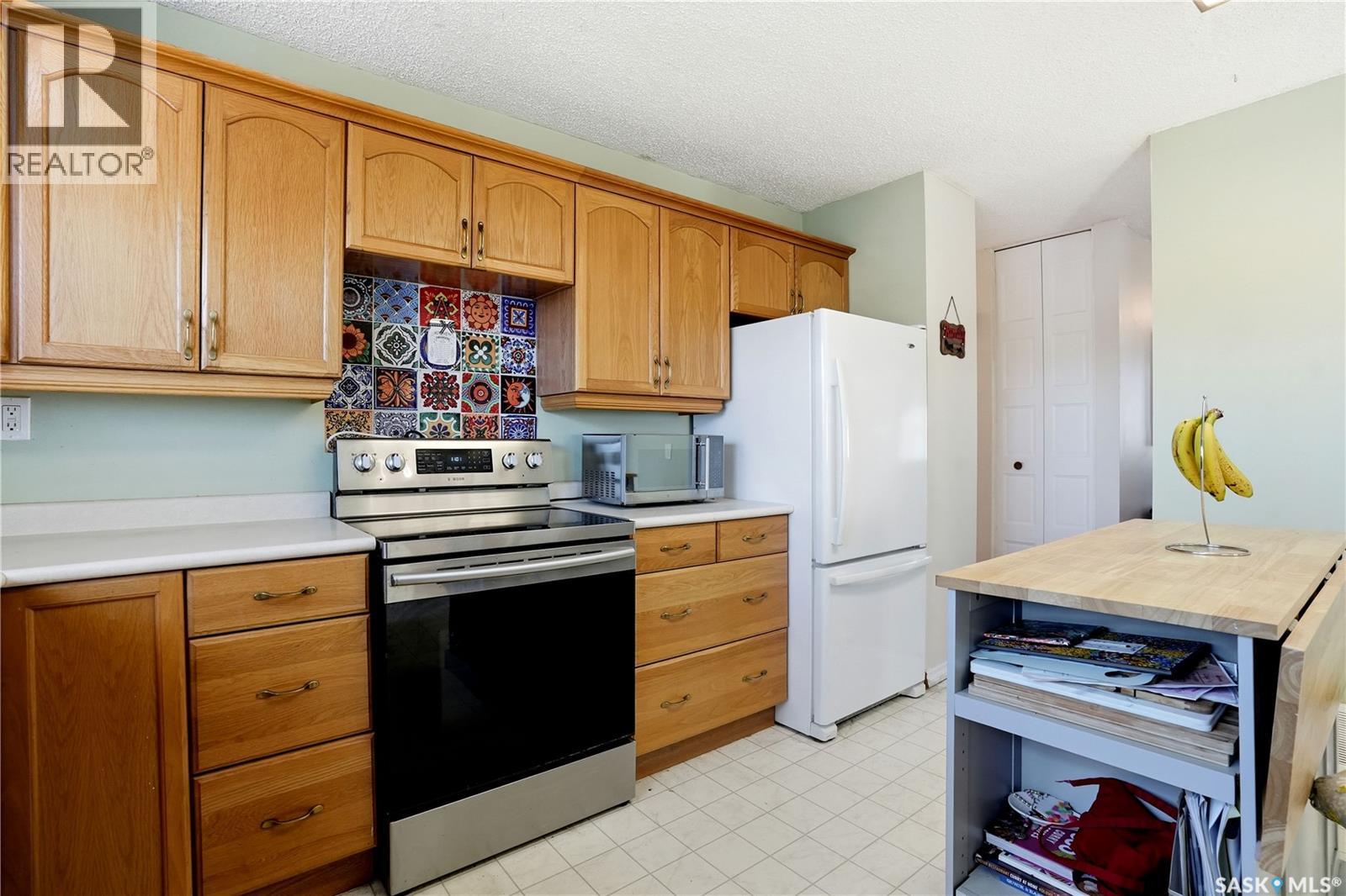 1009 Corman CRESCENT - 17