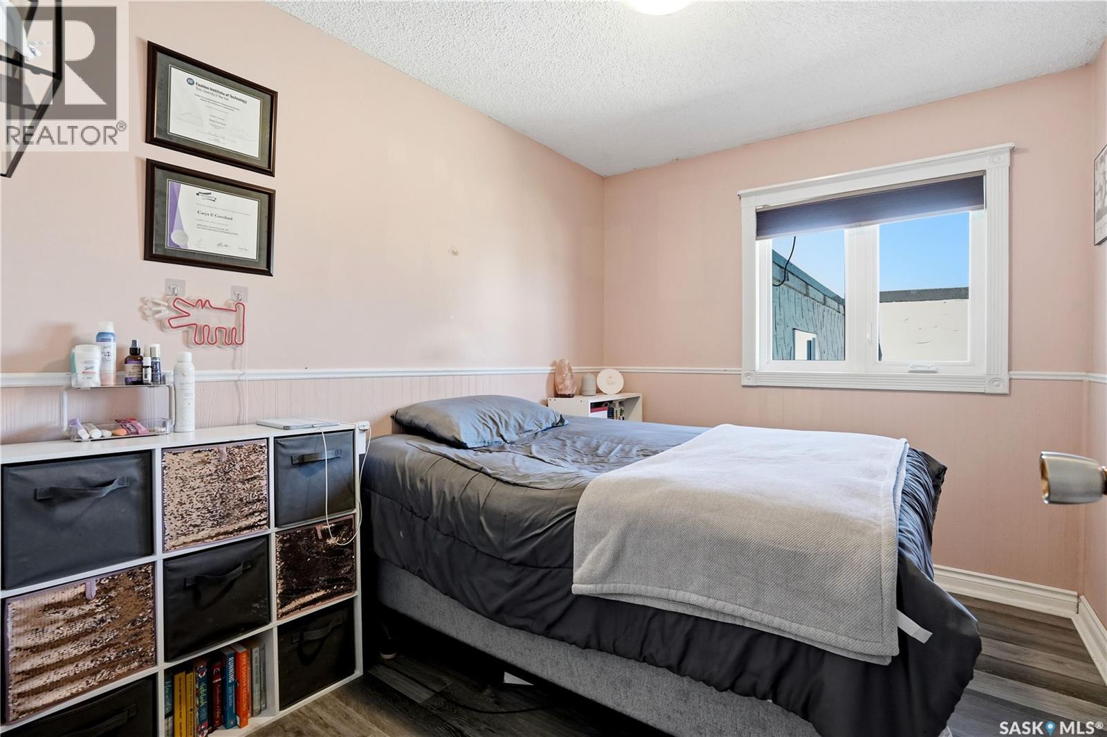 1009 Corman CRESCENT - 19