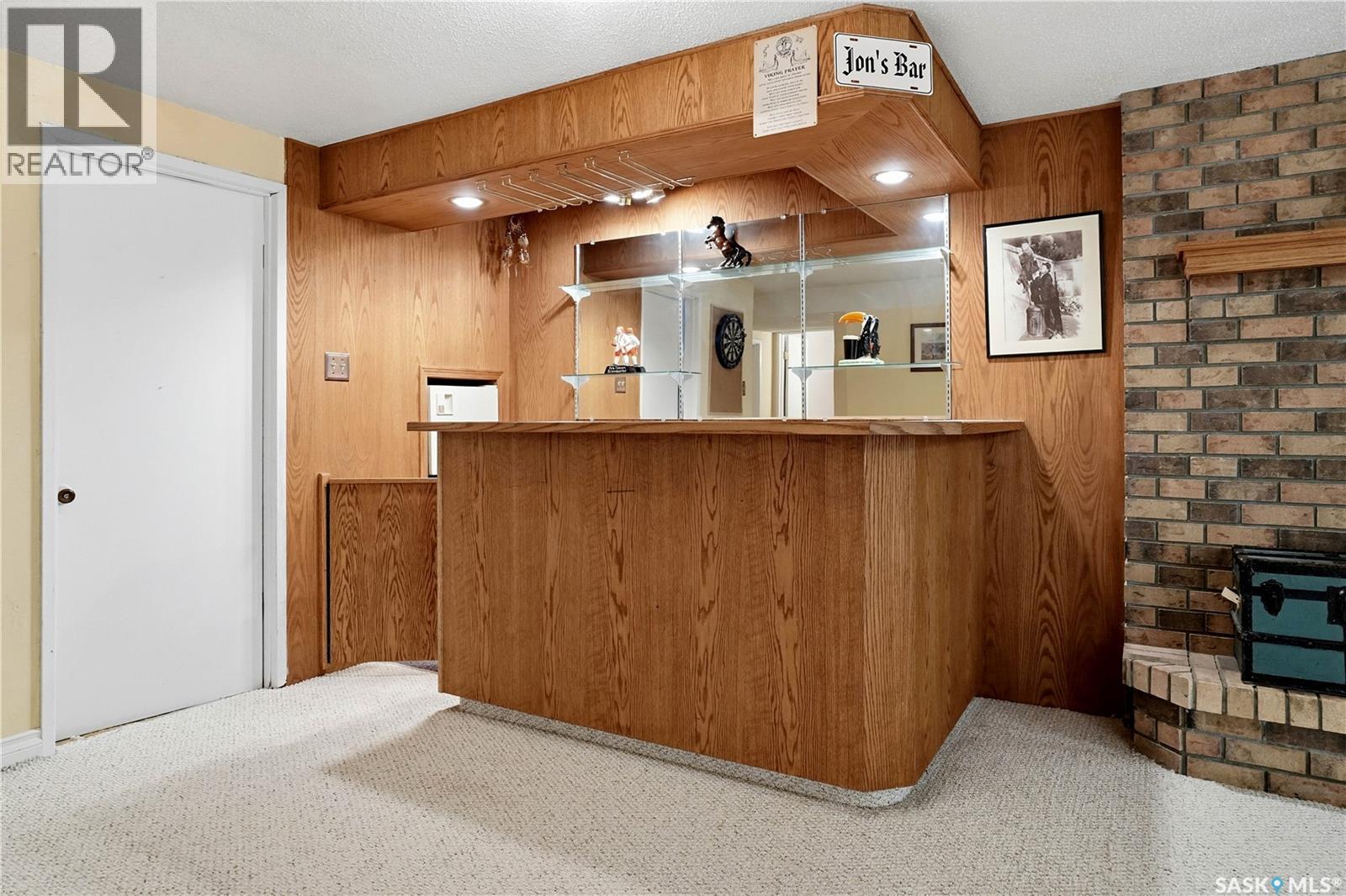 1009 Corman CRESCENT - 33