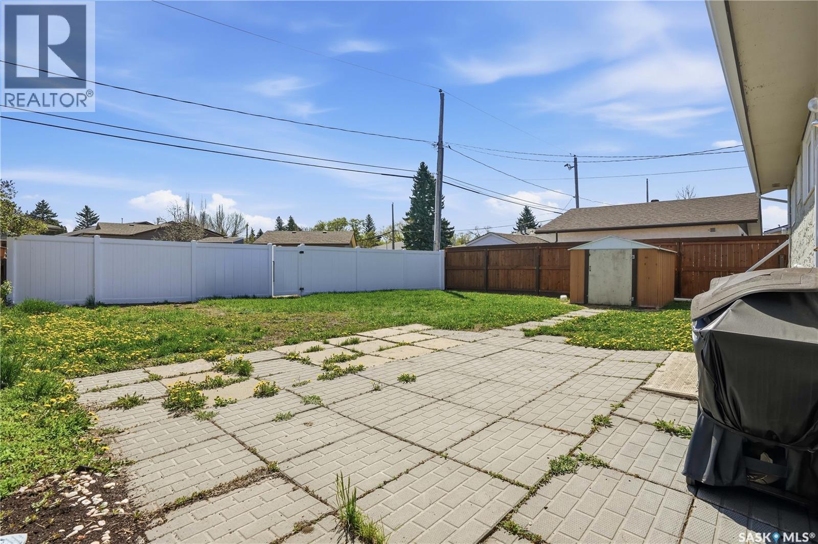 1009 Corman CRESCENT - 43
