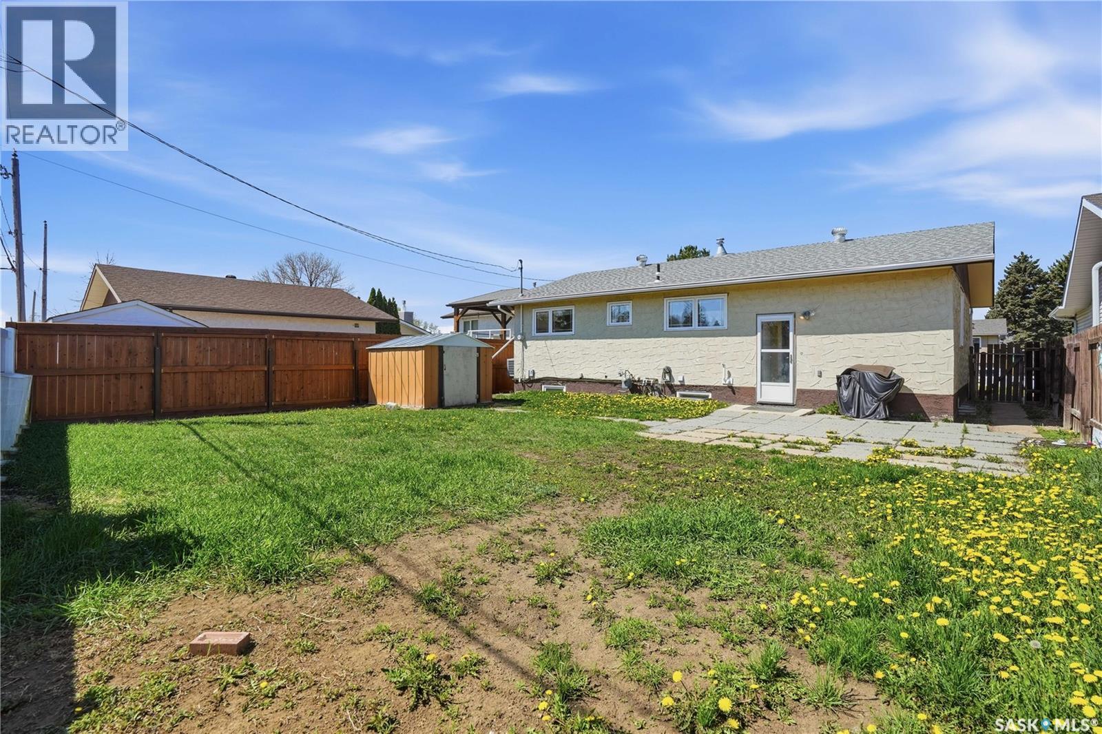 1009 Corman CRESCENT - 44
