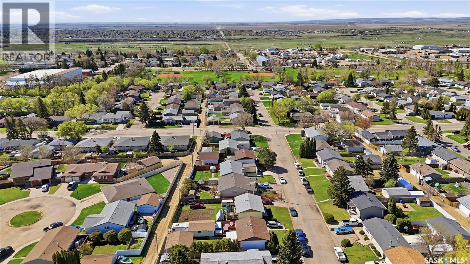 1009 Corman CRESCENT - 63