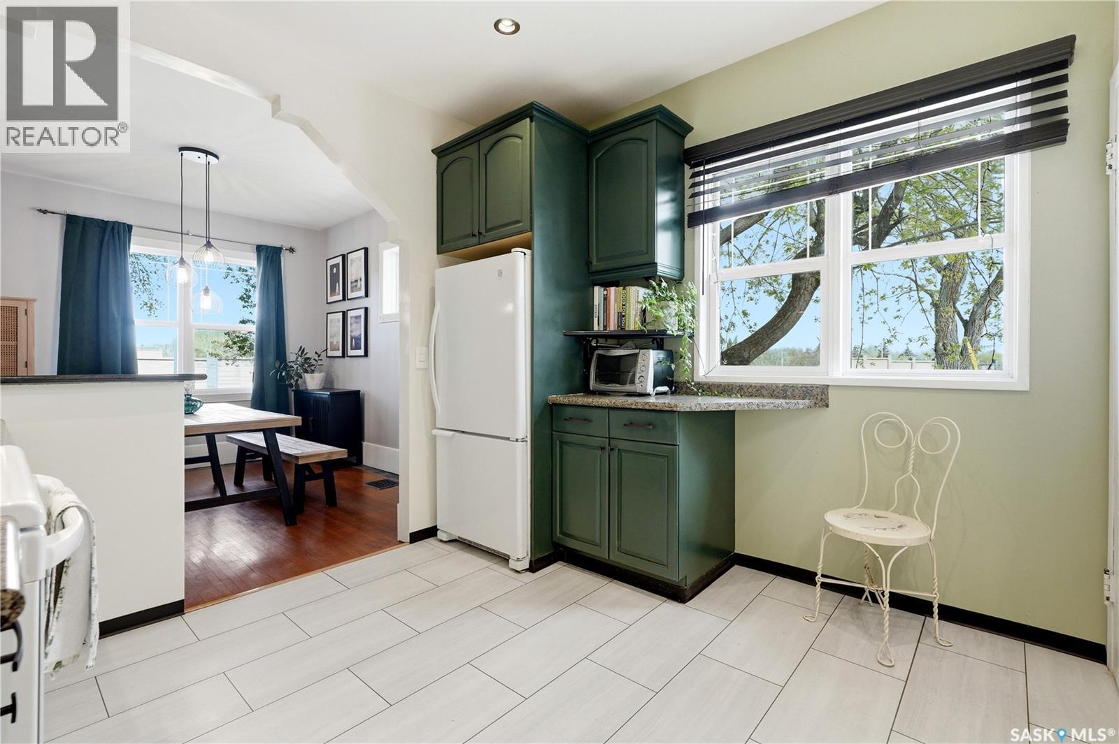 1001 Lorne AVENUE - 17