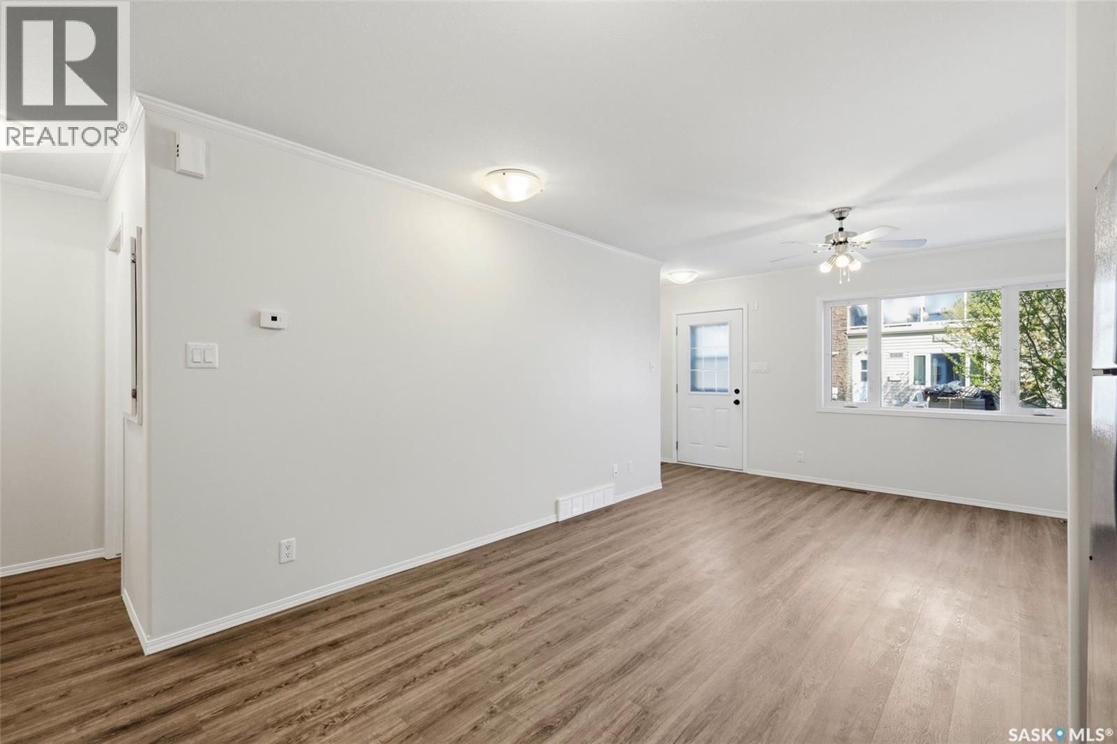 #703 1022 Hampton CIRCLE - 19