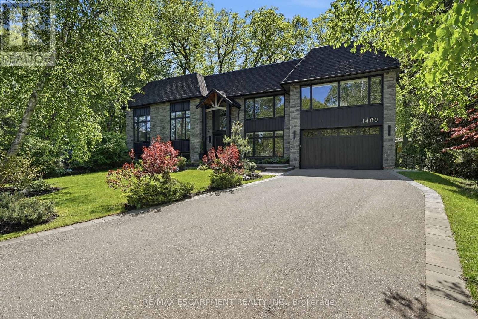 1489 ROGERSWOOD COURT - Image 2