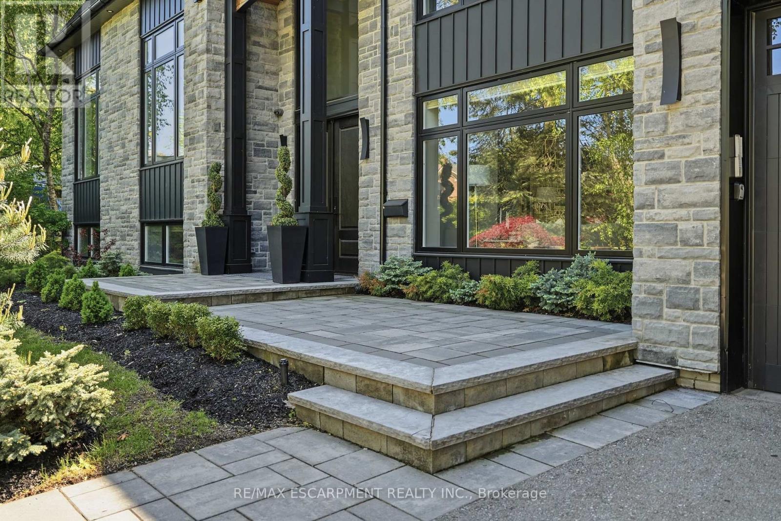 1489 ROGERSWOOD COURT - 4