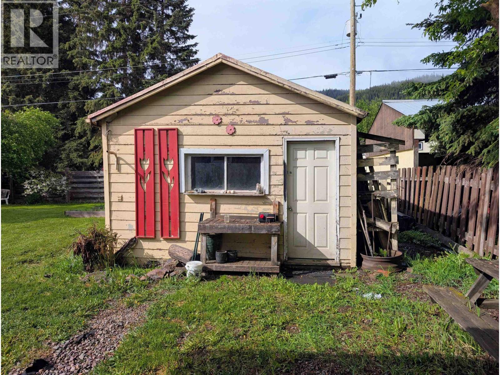 3679 BROADWAY AVENUE - 22