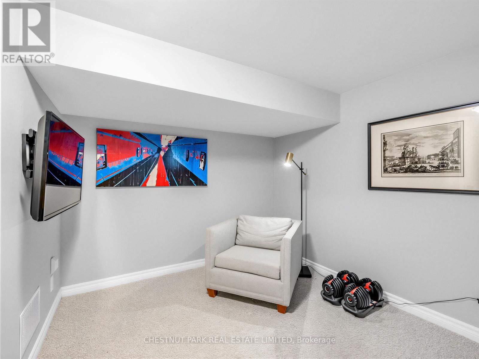43 ACACIA ROAD - 28