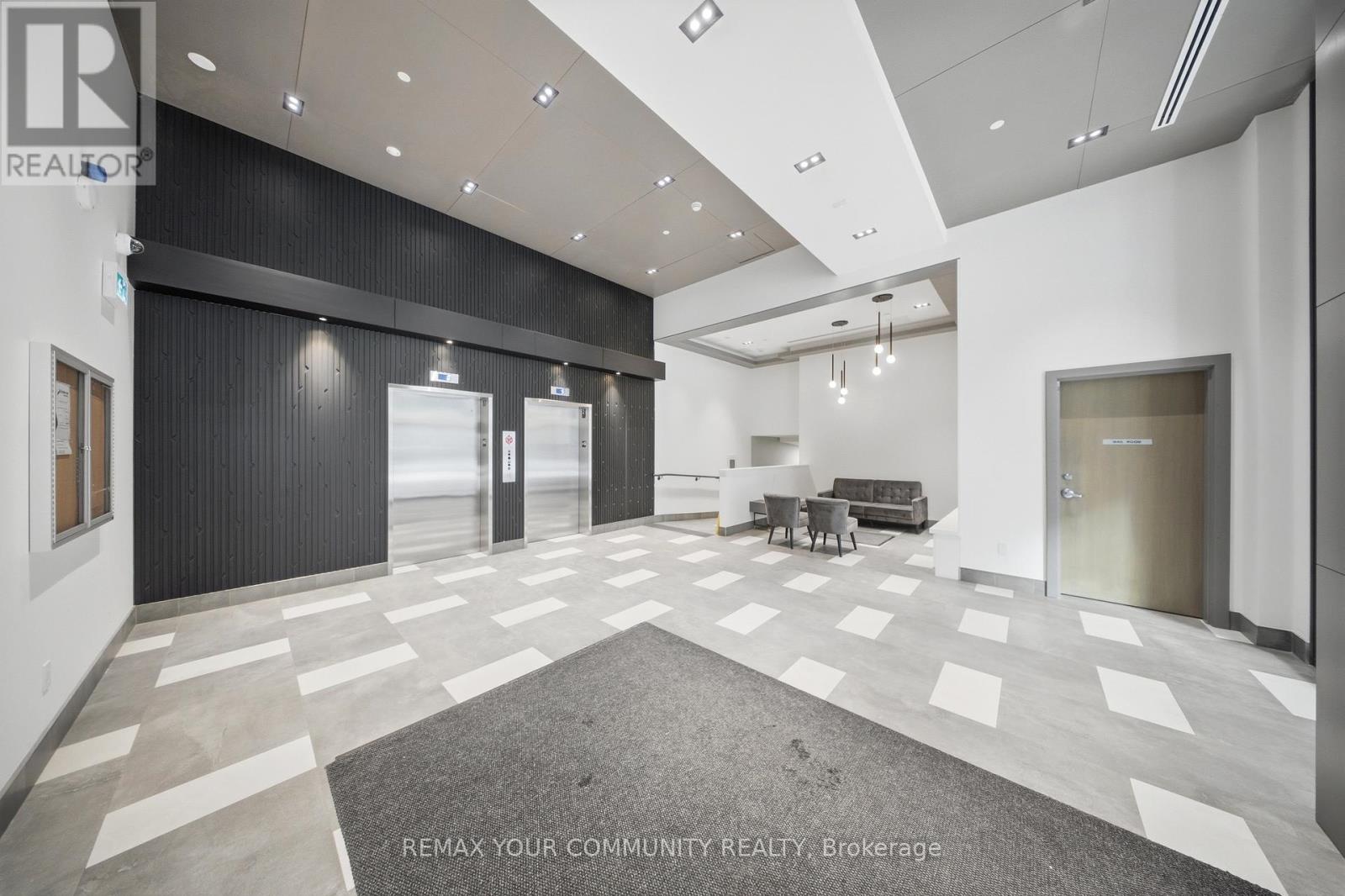 #312 840 ST CLAIR AVENUE W - Image 3