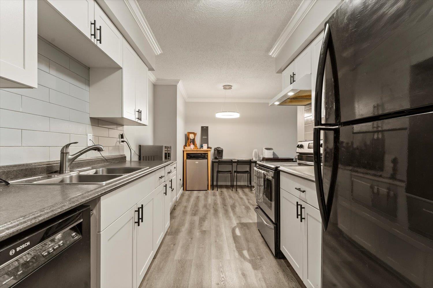 209 45598 MCINTOSH Drive - main photo