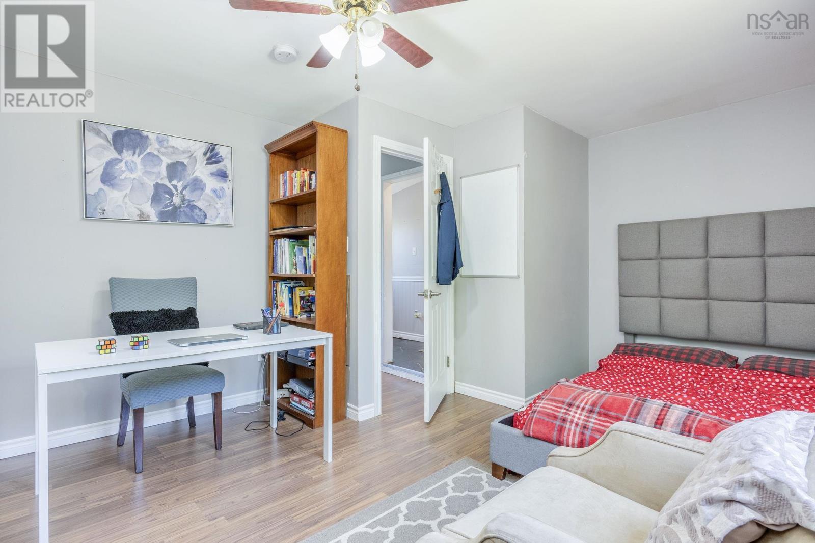 15 Maxwell Place - 19