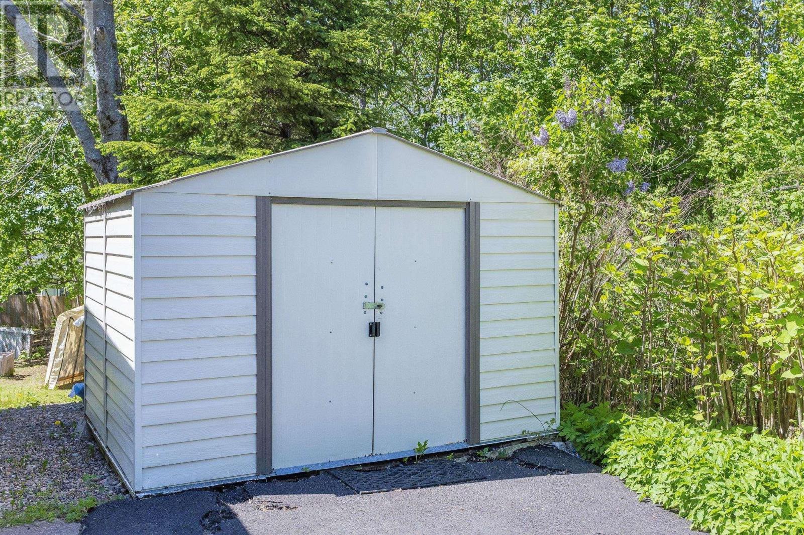 15 Maxwell Place - 6