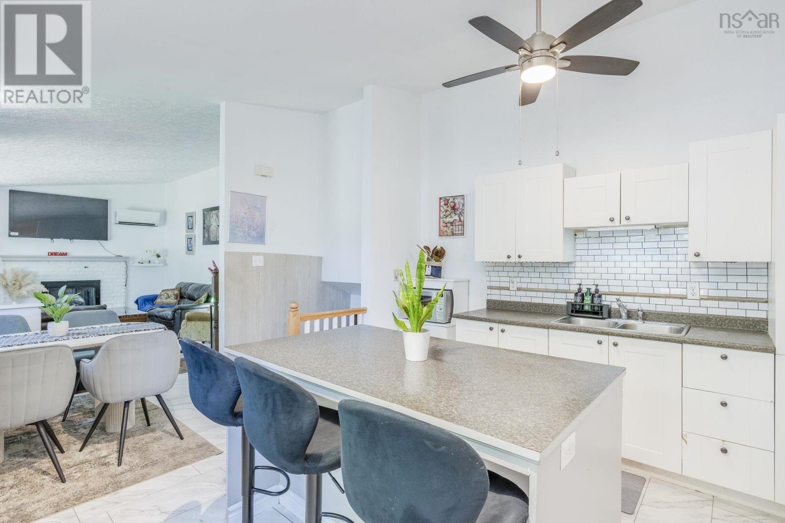 15 Maxwell Place - 13