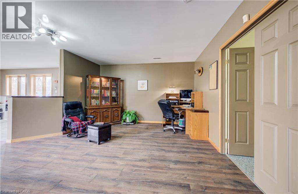 826692 TOWNSHIP RD 8 - 42