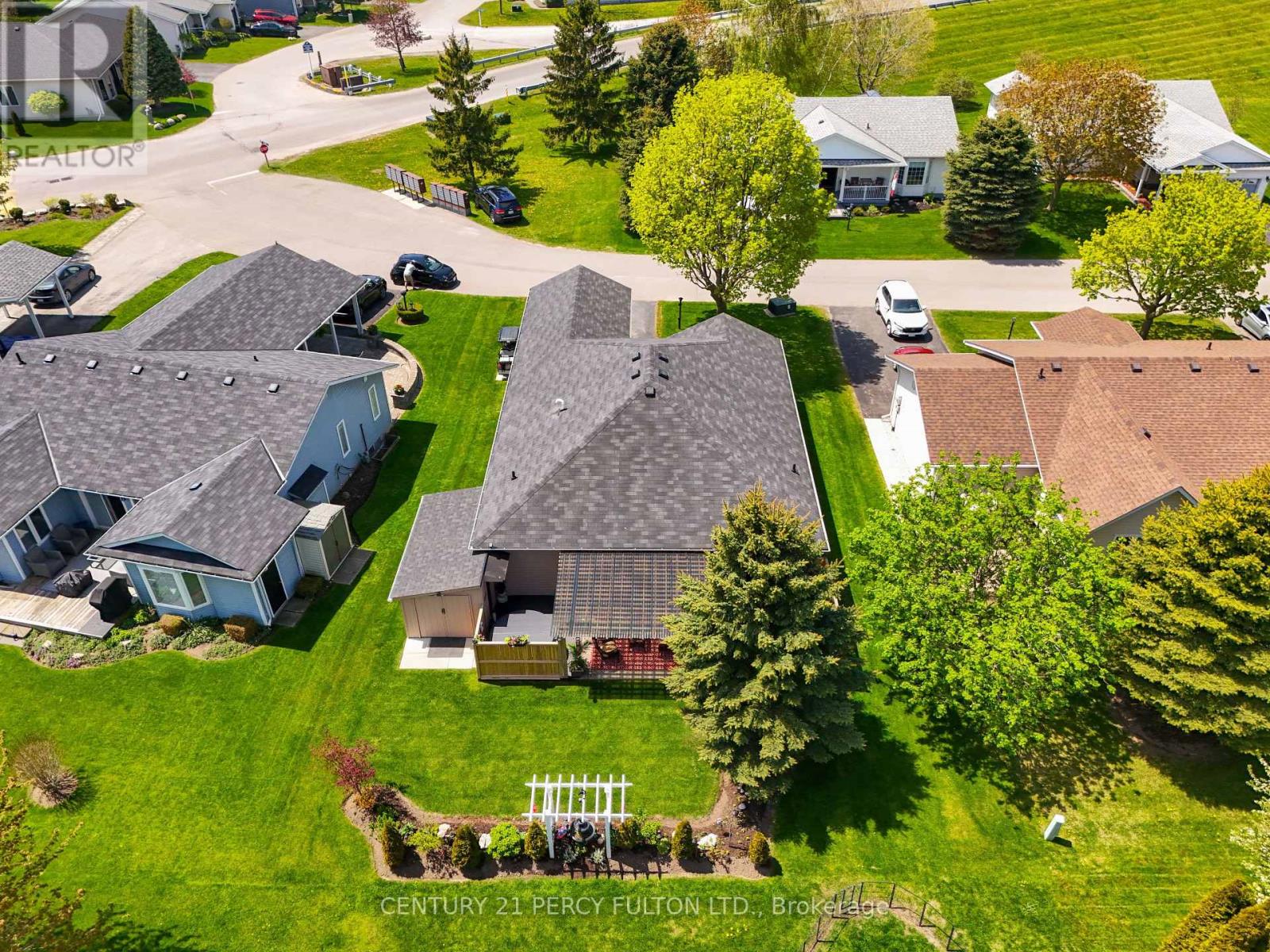 6 NIAGARA TRAIL - 26