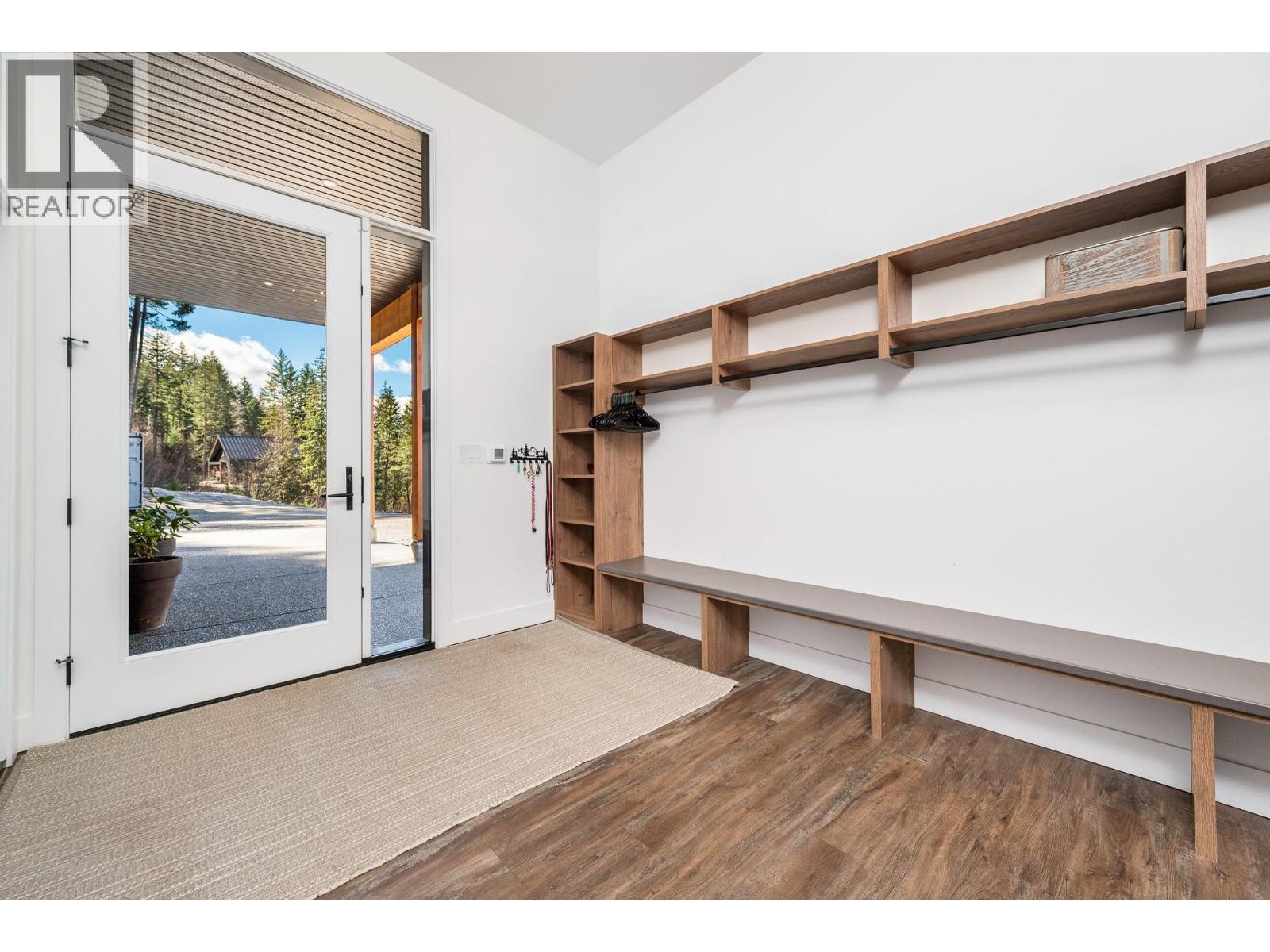 #5 5720 Hartnell Road - 6