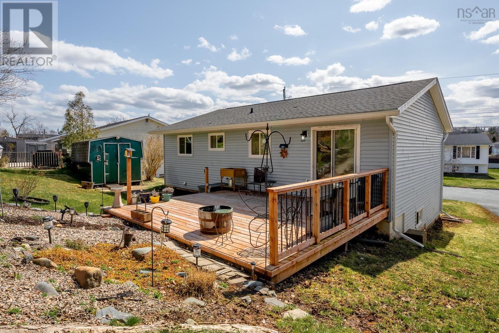 210 Churchill Downs Circle - 30