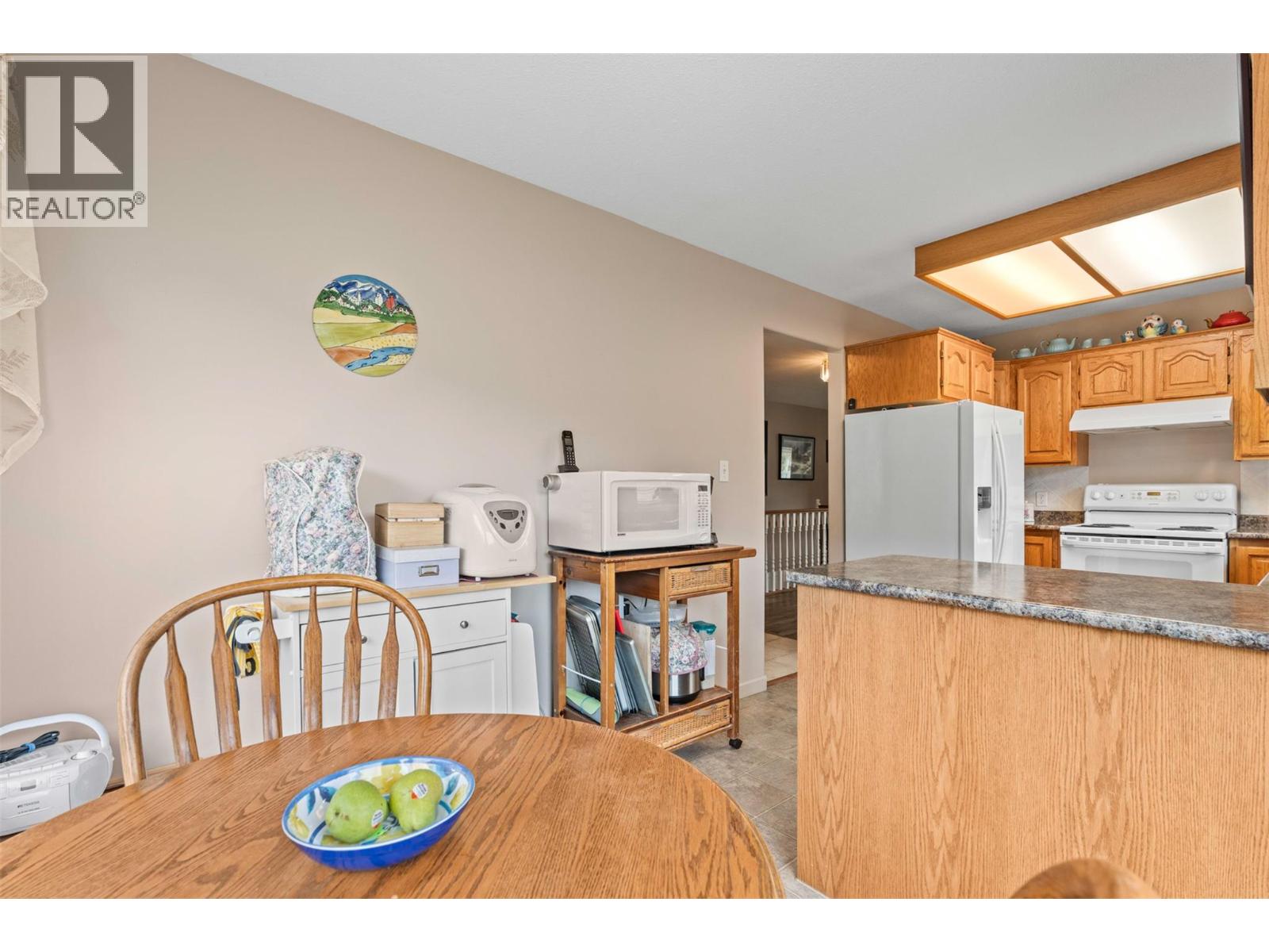 #8 2675 Pine Avenue - 17