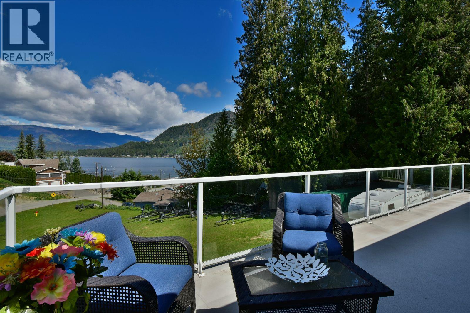 2860 Marine Drive, Blind Bay