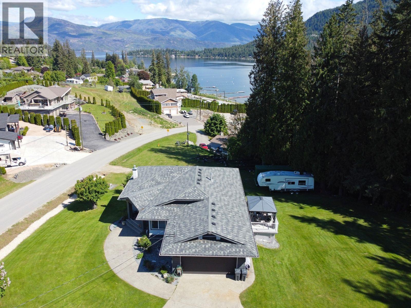 2860 Marine Drive, Blind Bay