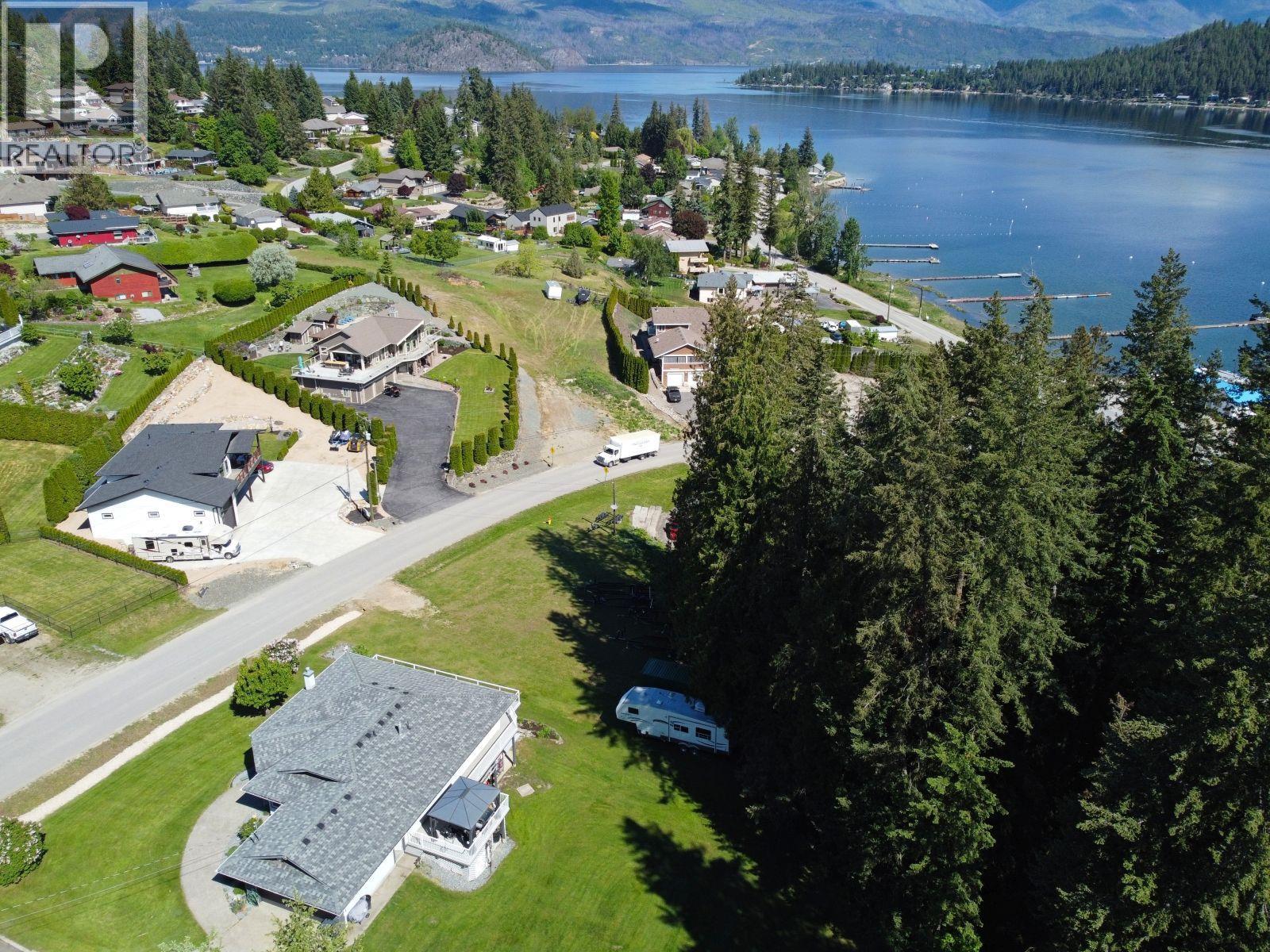 2860 Marine Drive - 73