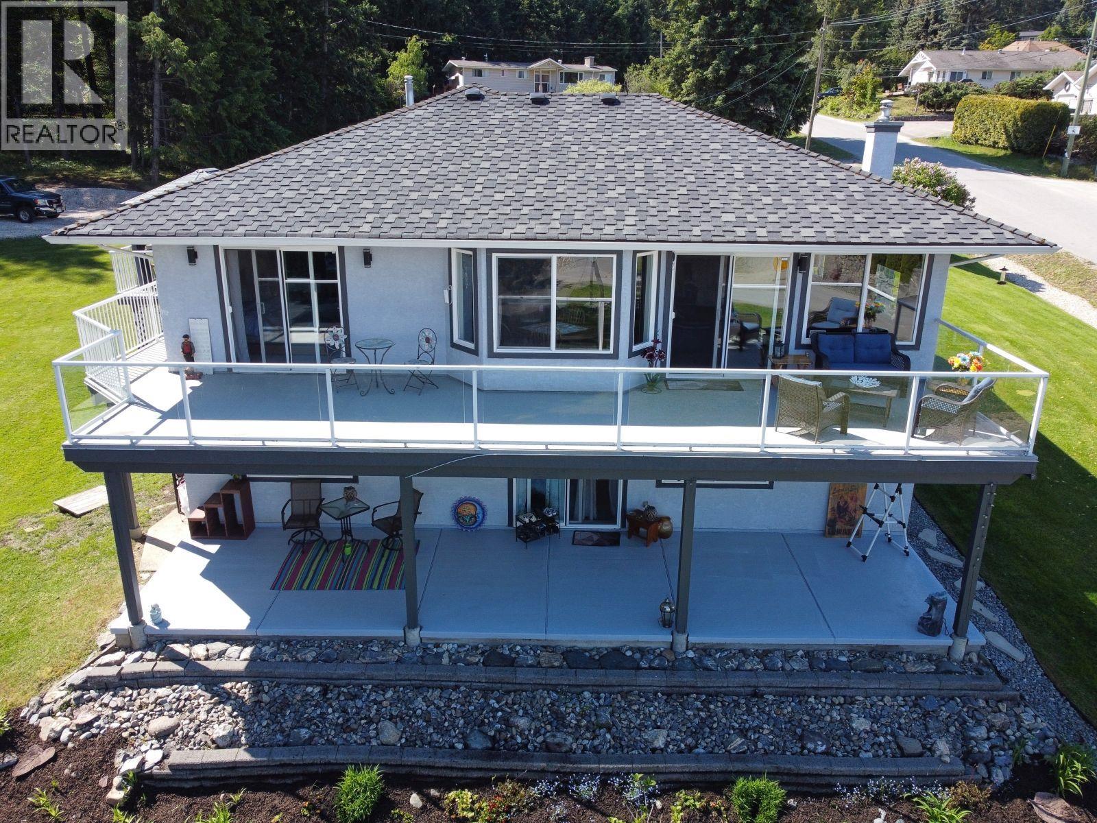 2860 Marine Drive, Blind Bay