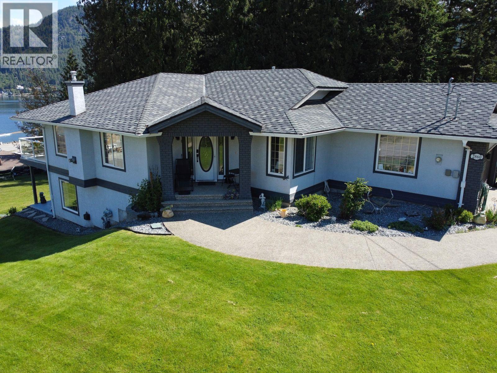 2860 Marine Drive, Blind Bay
