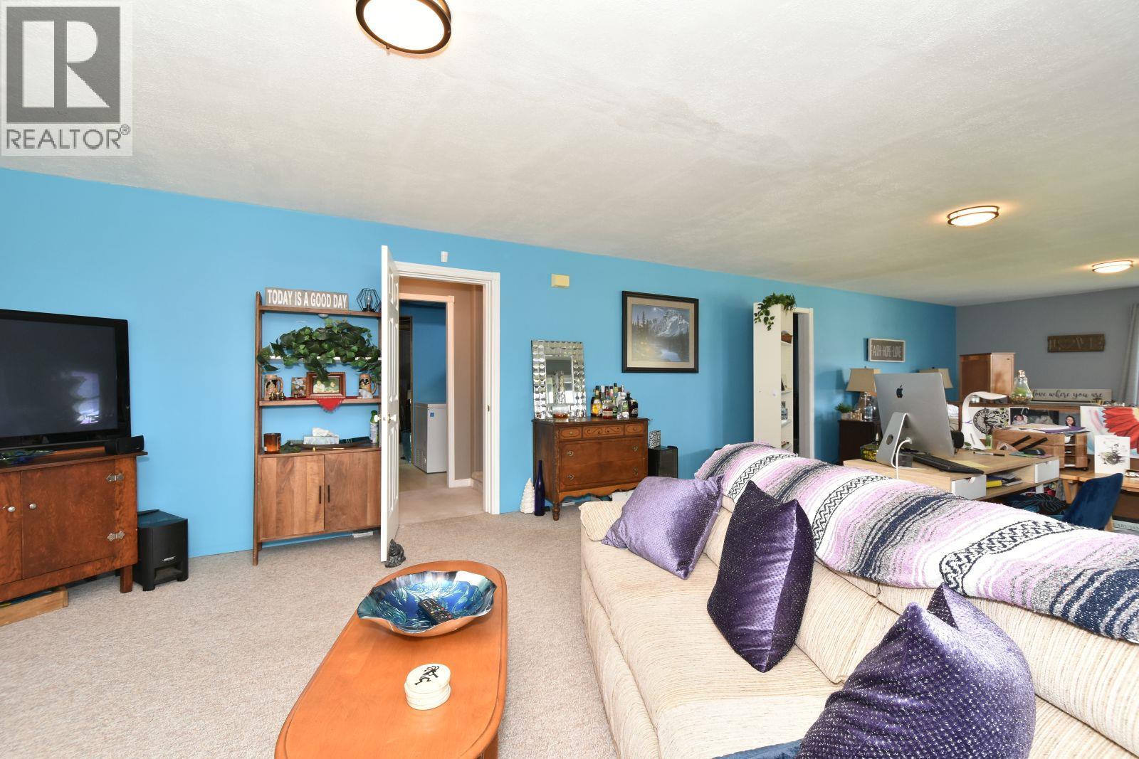 2860 Marine Drive, Blind Bay