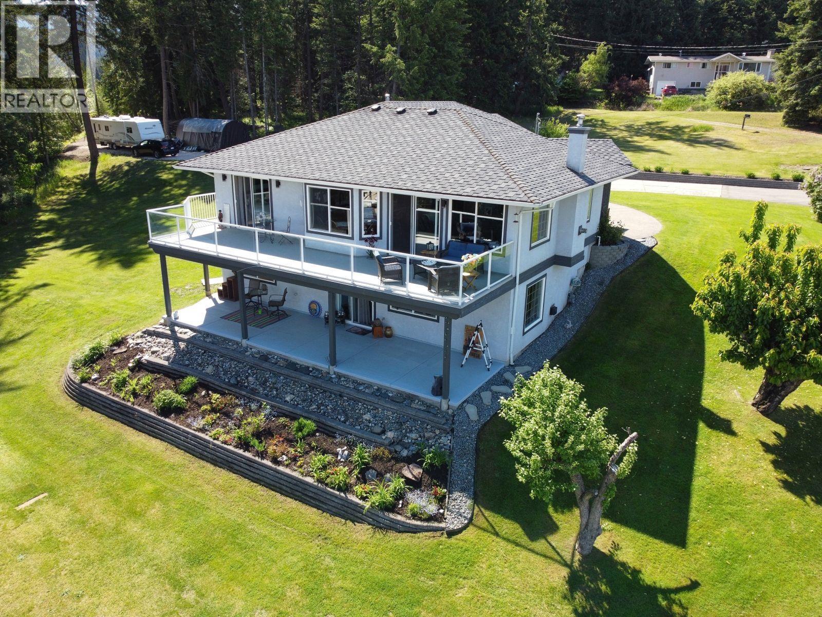 2860 Marine Drive, Blind Bay