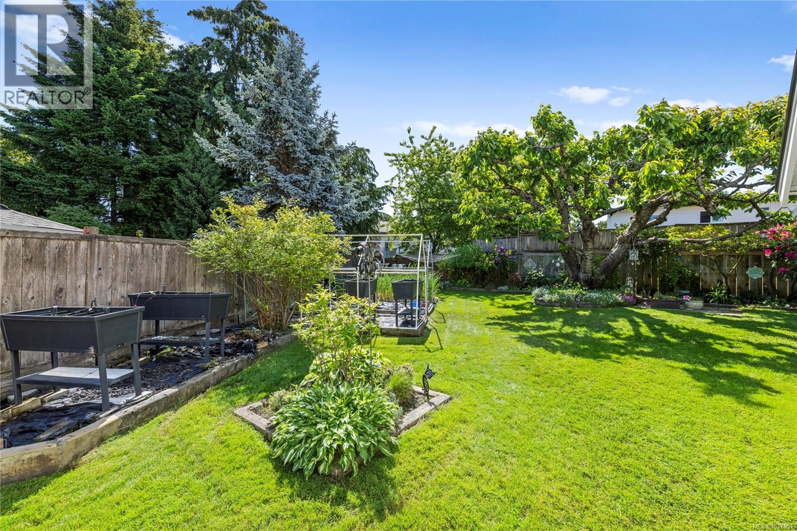 2142 Aaron Way - 42