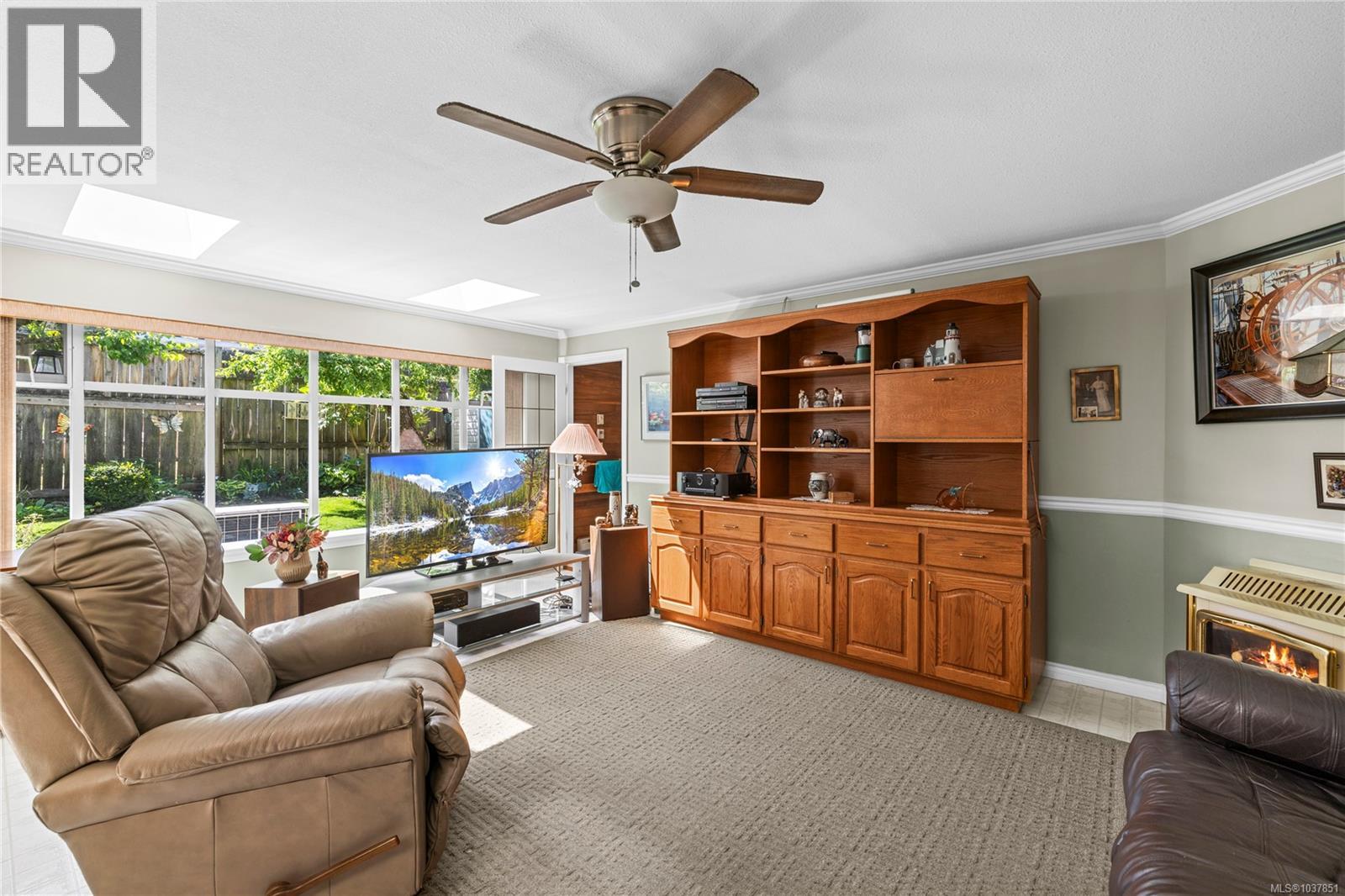 2142 Aaron Way - 21