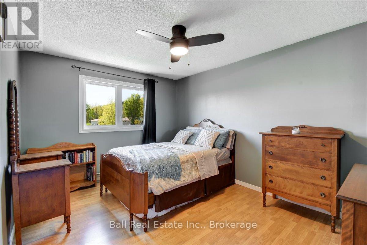 51 GOLFVIEW DRIVE - 19