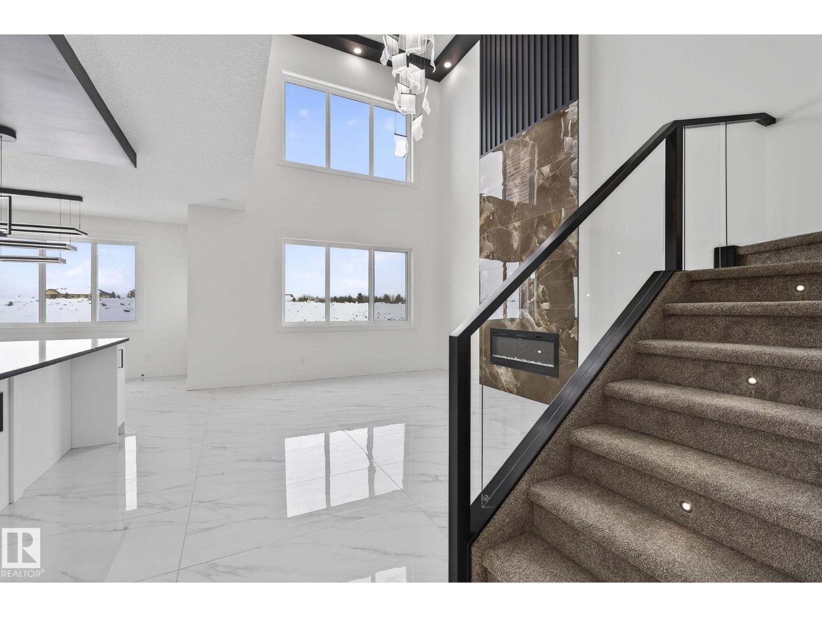 2322 63 AV NE - Image 3